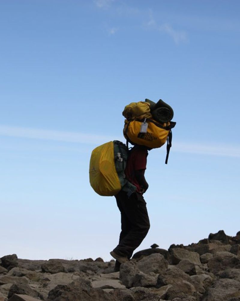 Bæredygtig bestigning af Kilimanjaro: Kilimanjaro Porters Assistance Project